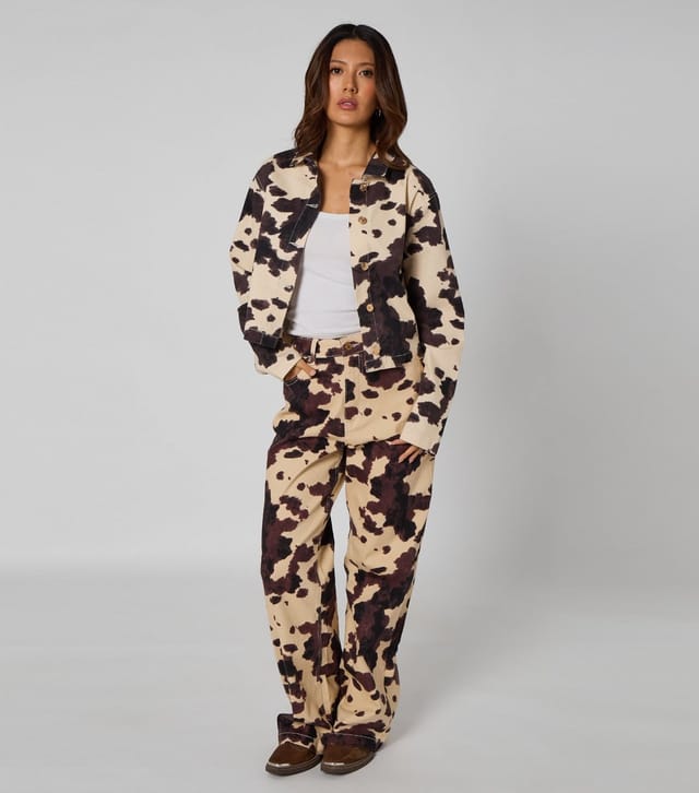 Urban Bliss Women's Cream Cow Print Jacket Urban Bliss New Look - 2