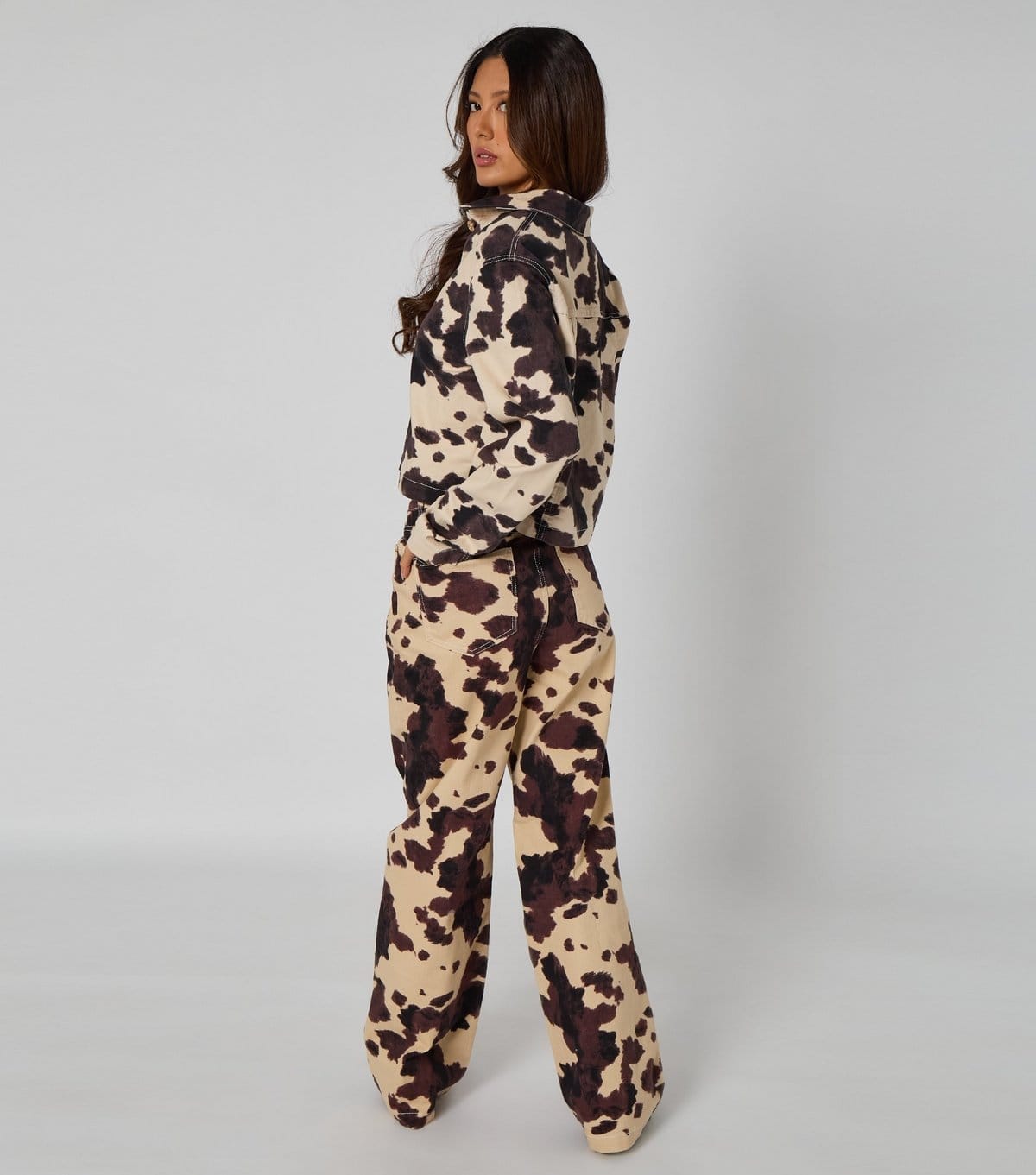 Urban Bliss Women's Cream Cow Print Jacket Urban Bliss New Look - 4