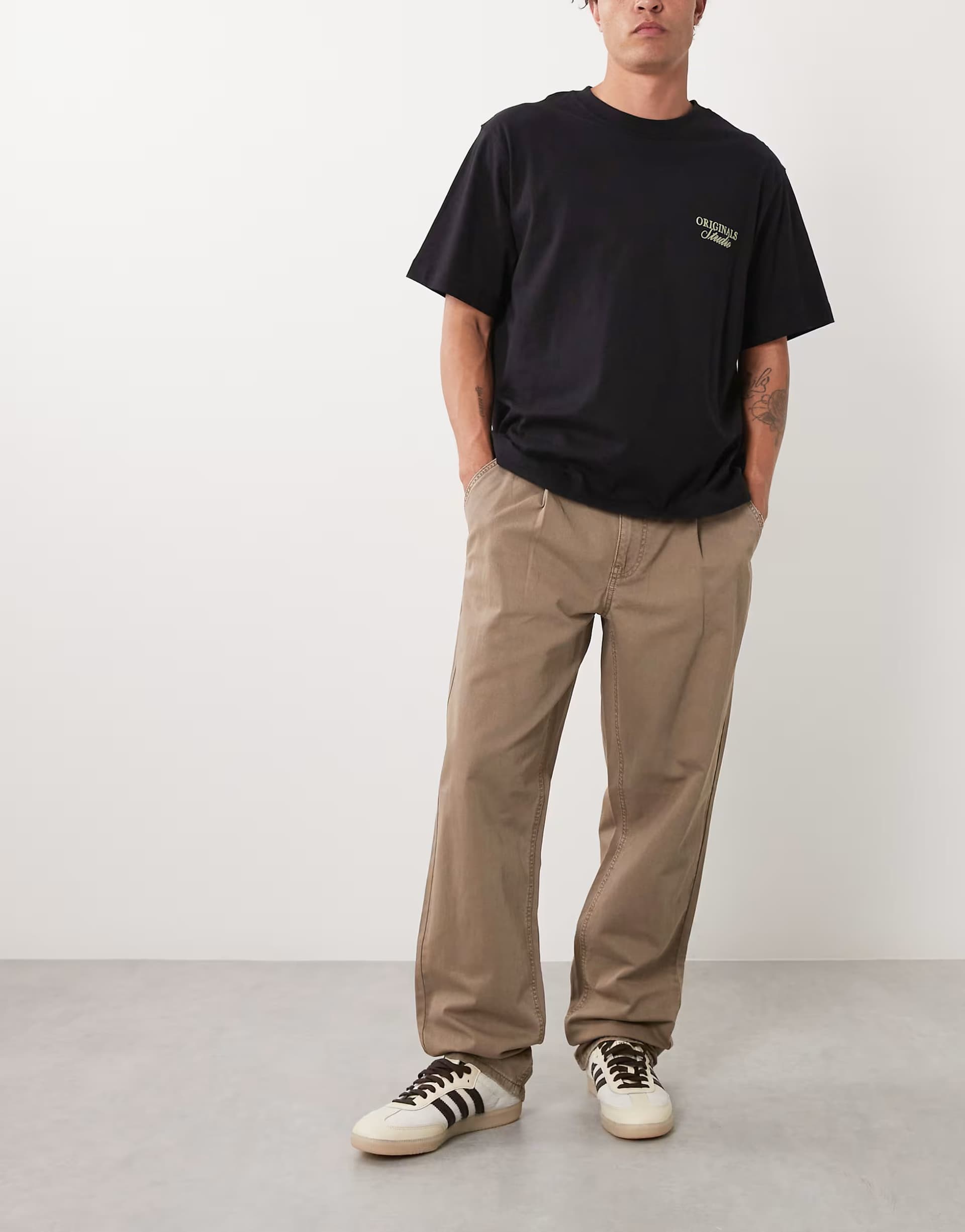 ASOS ASOS DESIGN barrel trouser in brown with pleat