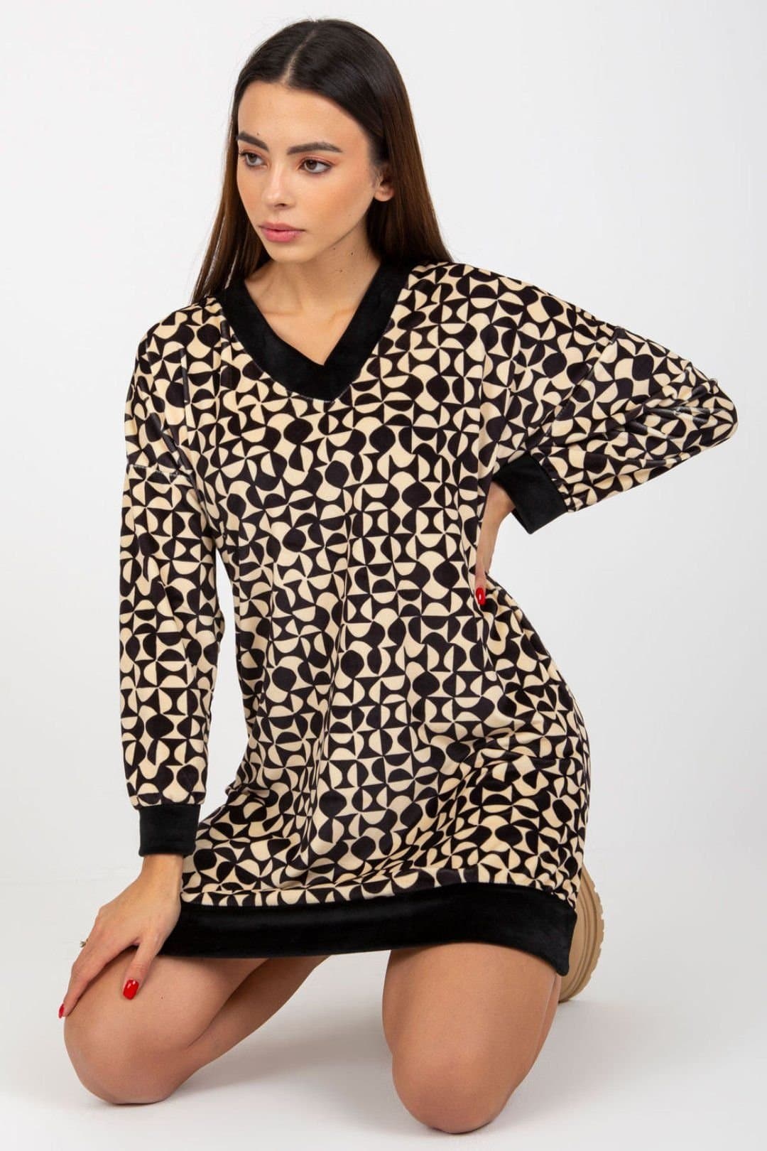 Love Lace Love Lace Women's Short Velour Dress with Heart Neckline in Beige