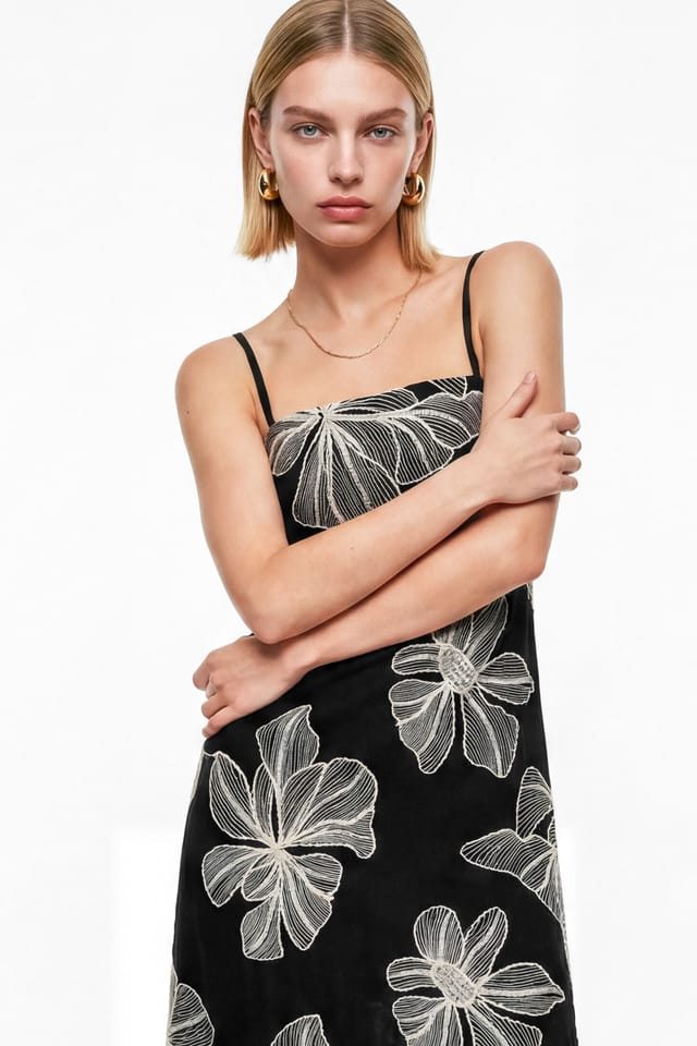 Lovedrobe Lovedrobe Women's Floral Embroidery Trapeze Midaxi Dress in Black - 3