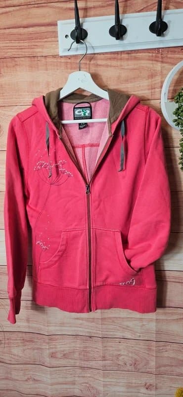 Outdoor Research Pretty pink outdoor research embroidered hoody medium