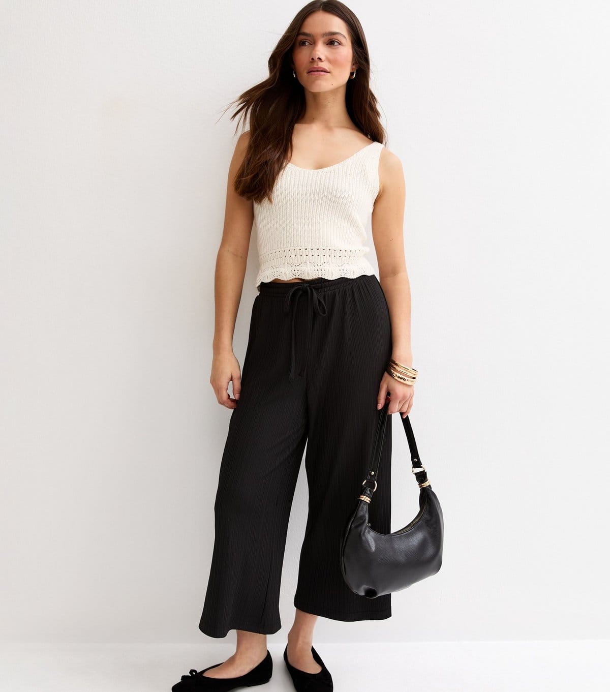 New Look Petite Black Crinkled Cropped Wide Leg Trousers