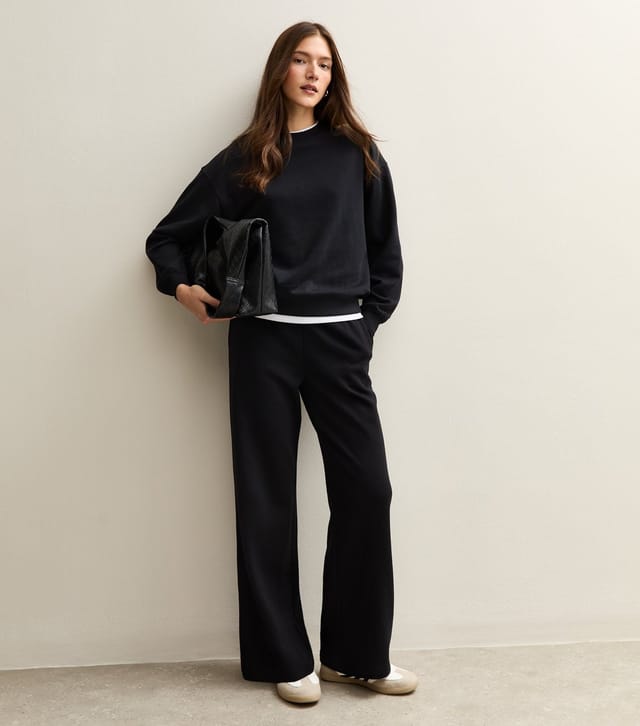 New Look Women's Black Relaxed Crew Neck Sweatshirt New Look - 3
