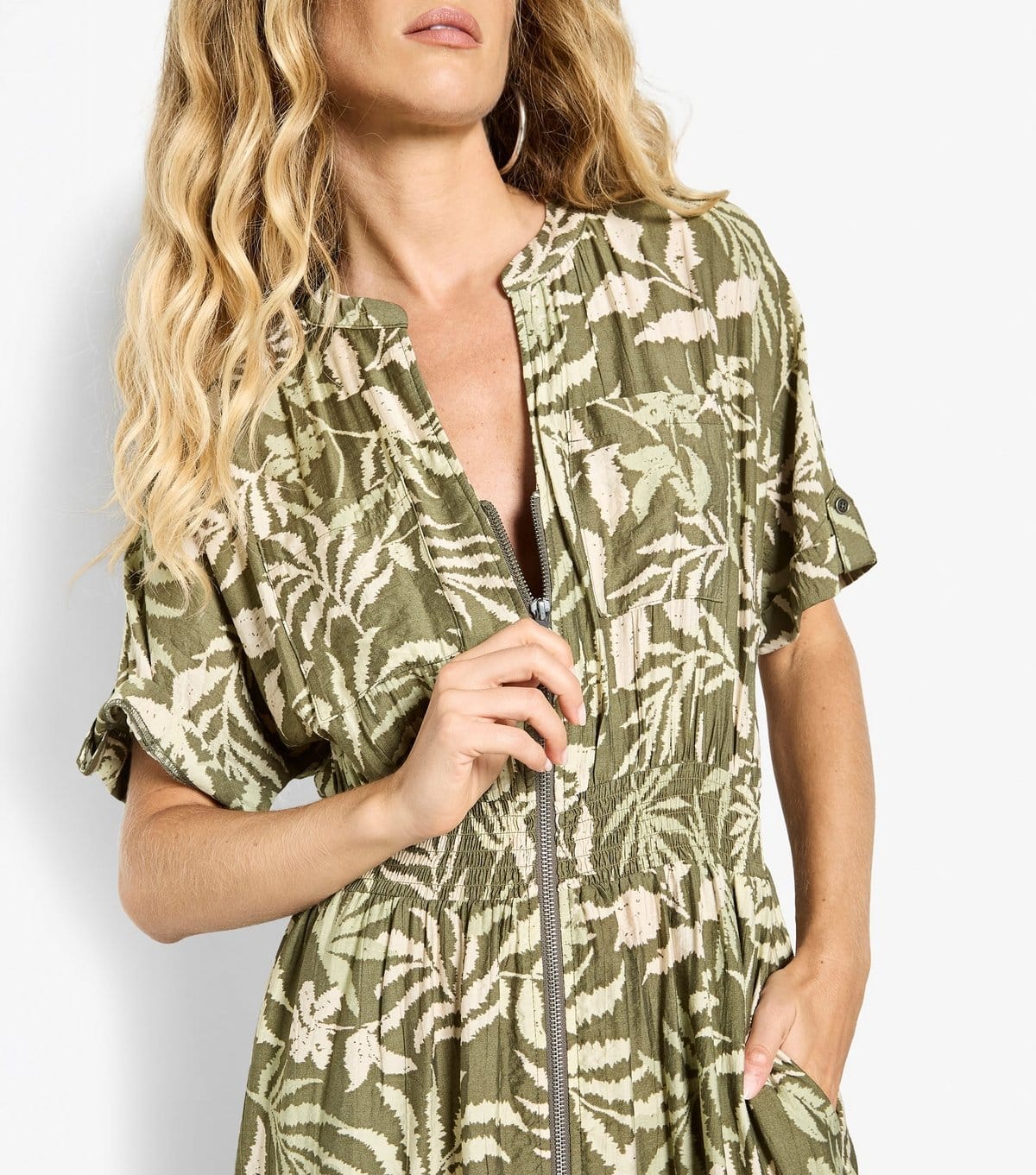 Apricot Women's Light Khaki Palm Print Zip Front Midi Dress Apricot New Look - 4