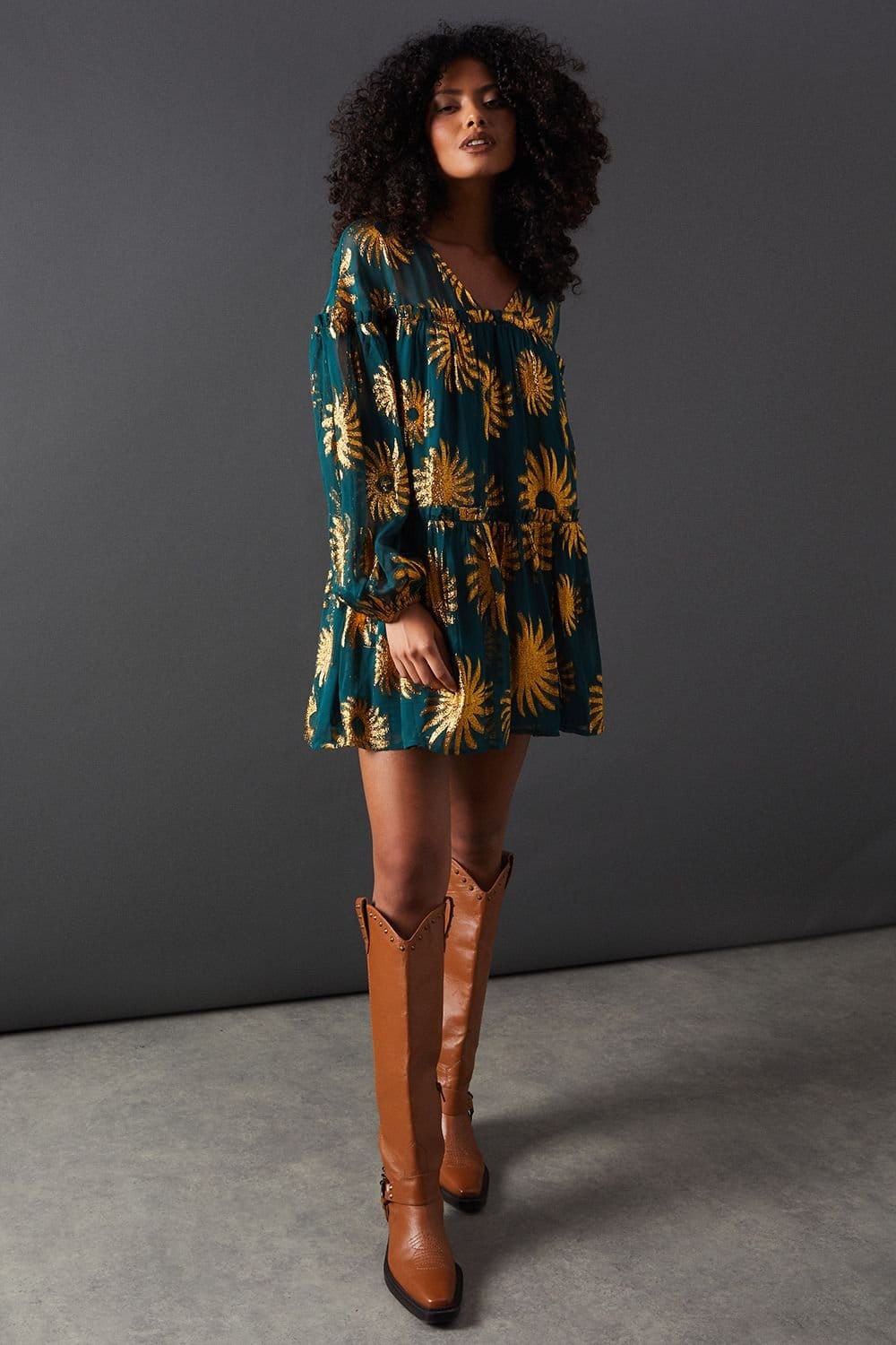 Warehouse Warehouse Women's Sun Metallic Jacquard Frill Detail Mini Smock Dress in Dark Green - 4
