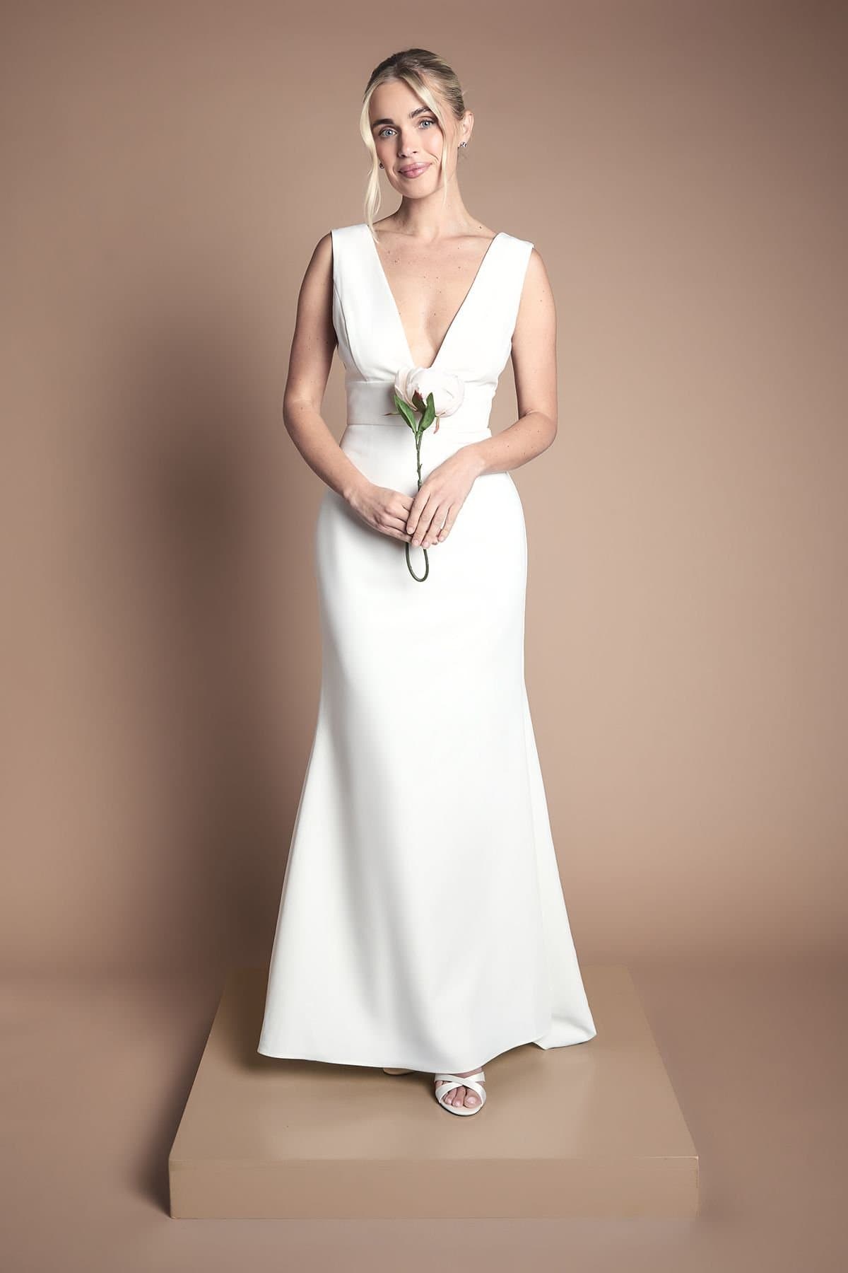 Coast Coast Women's Honoured Petite Premium Crepe Plunge Neck Fishtail Wedding Dress in Ivory