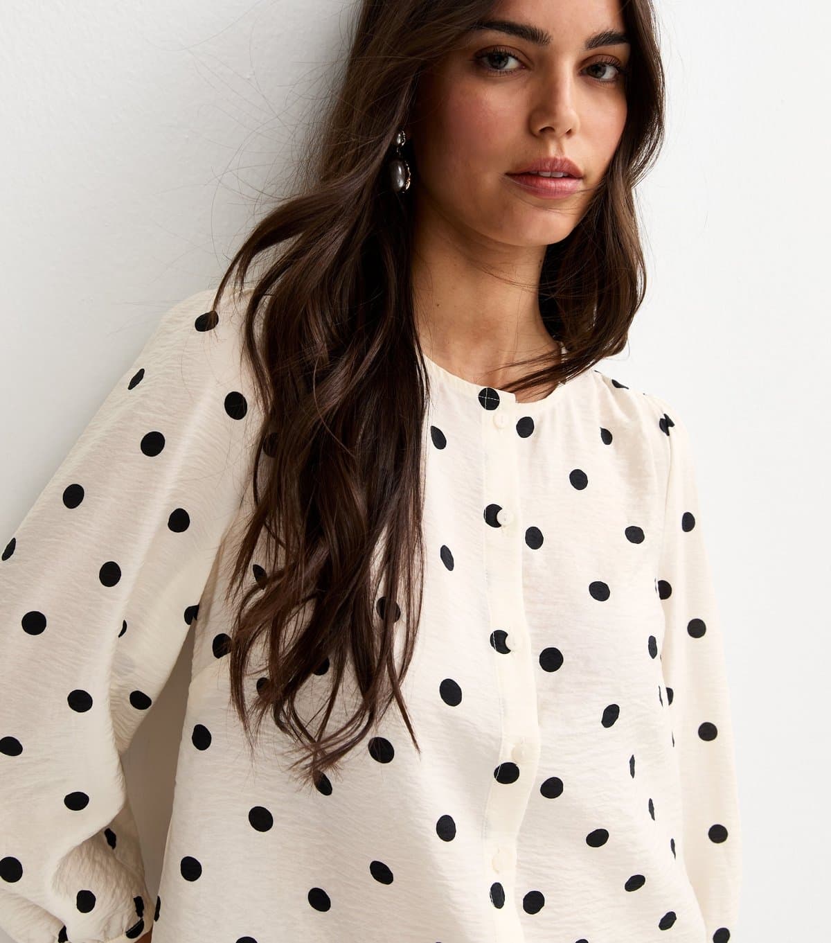 New Look Women's White Spot Print Crinkle Texture Blouse New Look