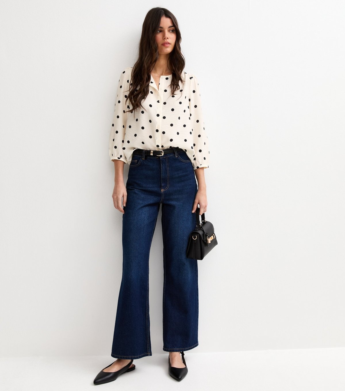 New Look Women's White Spot Print Crinkle Texture Blouse New Look - 2