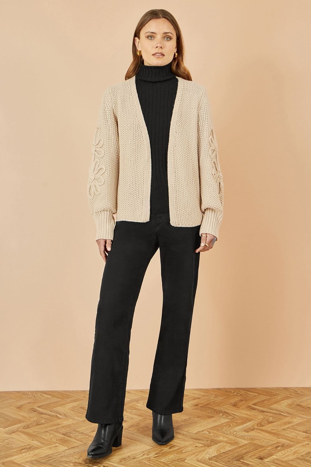 Yumi Yumi Women's Beige Edge to Edge Cardigan With Flower Detail Sleeves - 4