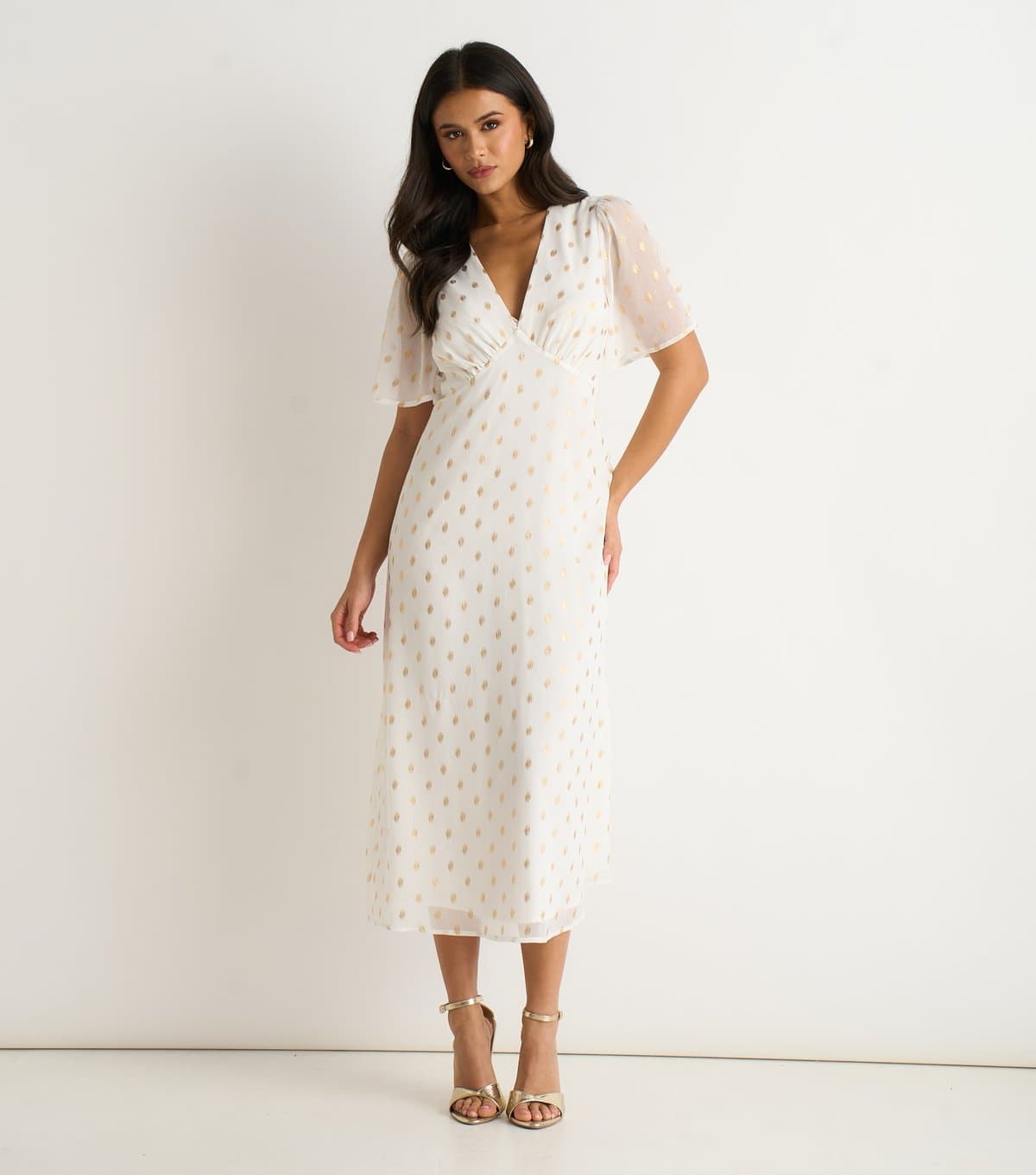 Gini London Women's White V-Neck Foiled Midi Dress Gini London New Look