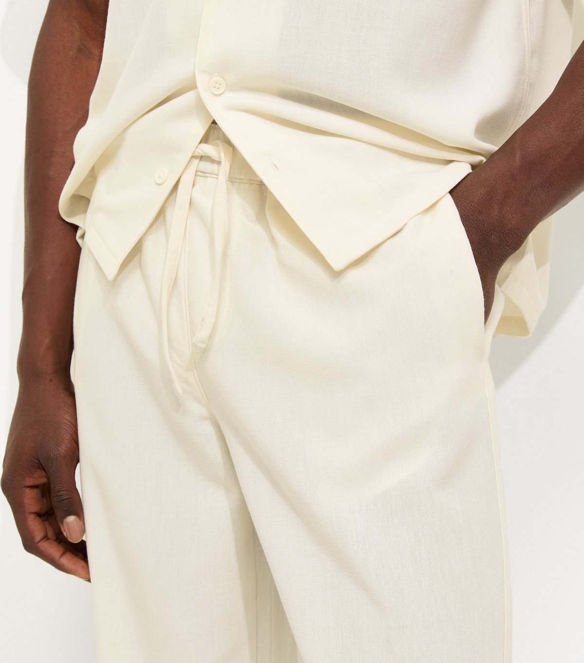 New Look Men's Off White Relaxed Linen Look Wide Leg Trousers New Look - 2