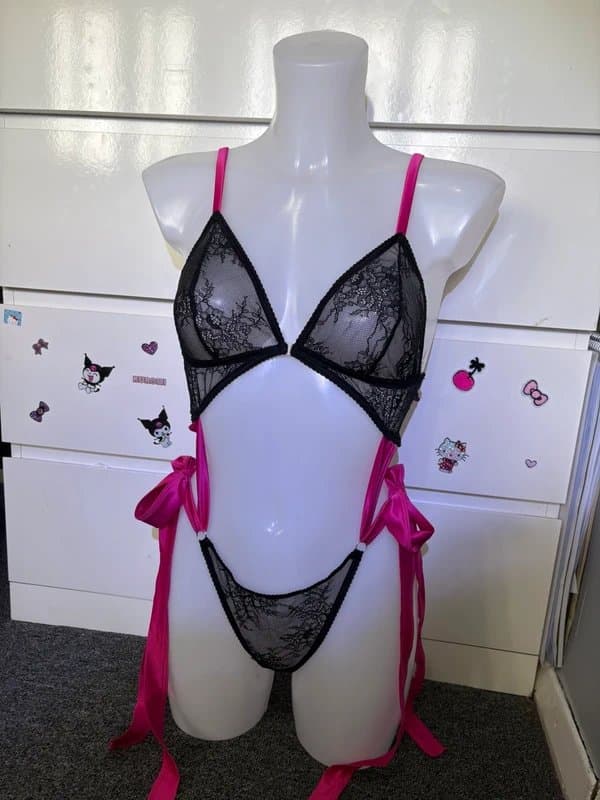 Tezenis Tezenis two piece bodysuit lingerie sexy lace bow ribbons black and pink rave festival