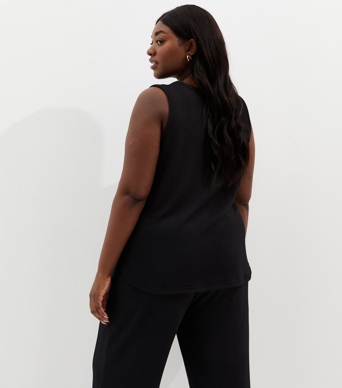 New Look Women's Plus Size Black Textured Longline Vest Curves New Look - 4