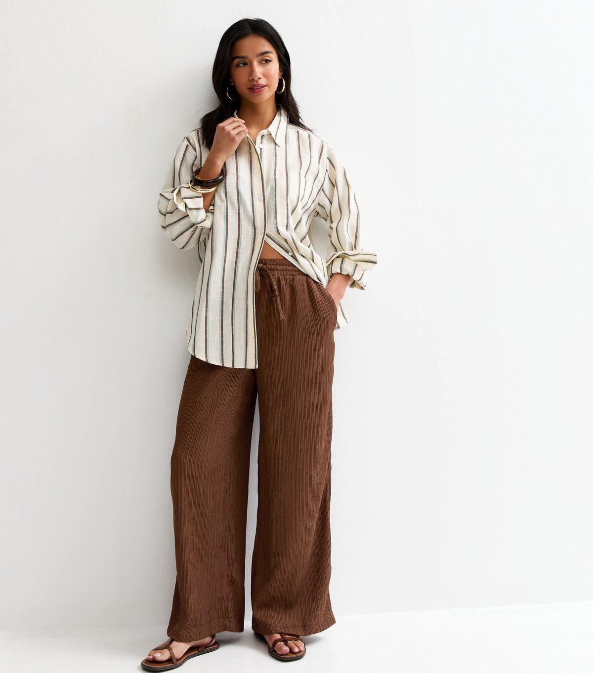 New Look Women's Petite Dark Brown Textured Jersey Wide Leg Trousers New Look - 2