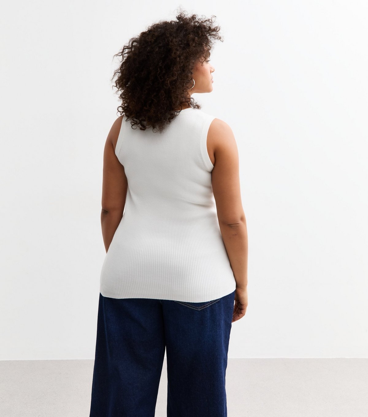 New Look Women's Plus Size White Ribbed Scoop Neck Vest Curves New Look - 4
