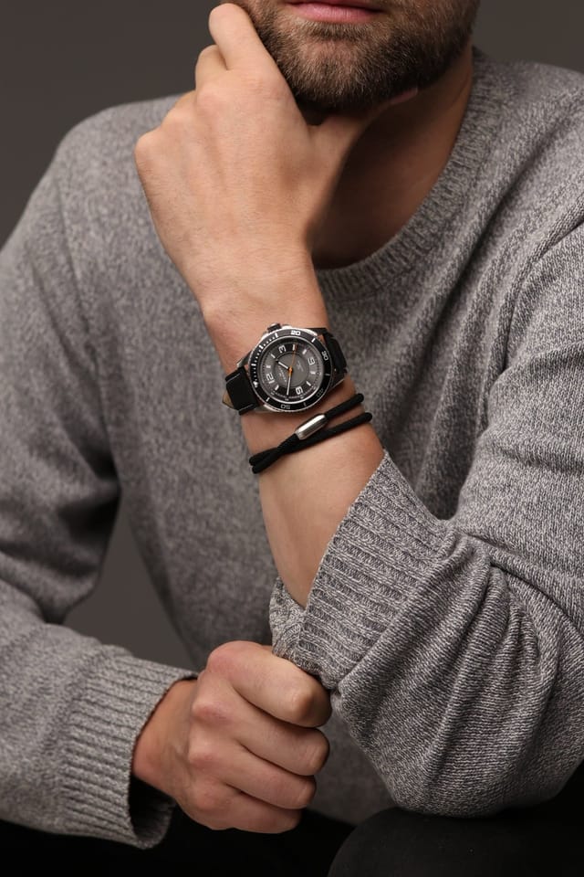 Kennett Kennett Men's Solaxplorer Solar Powered 100m Waterproof Watch in True Black - 2