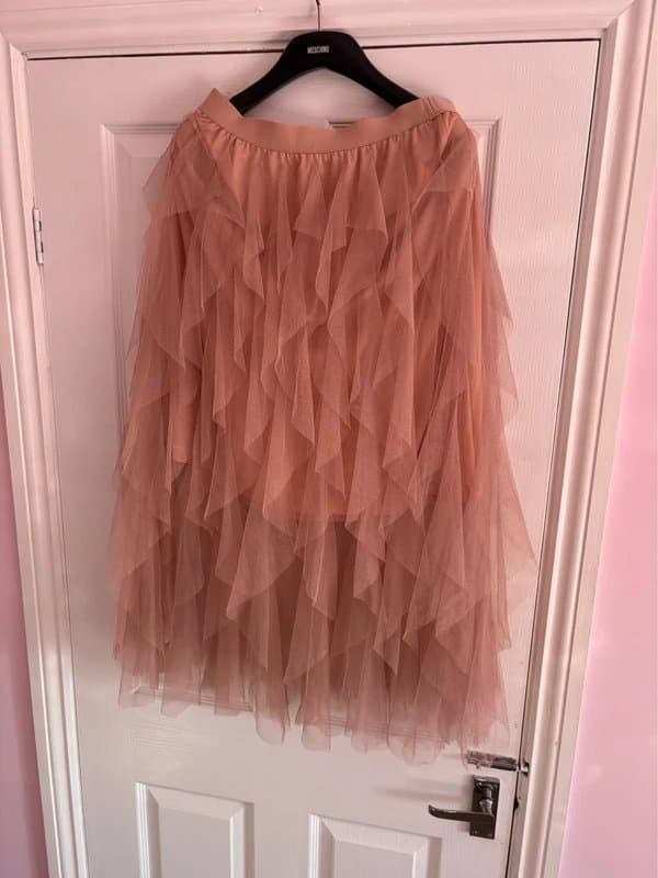 Boohoo Boohoo 14-16 stretch waist rose pink festival party tutu sex in the city lined same day post
