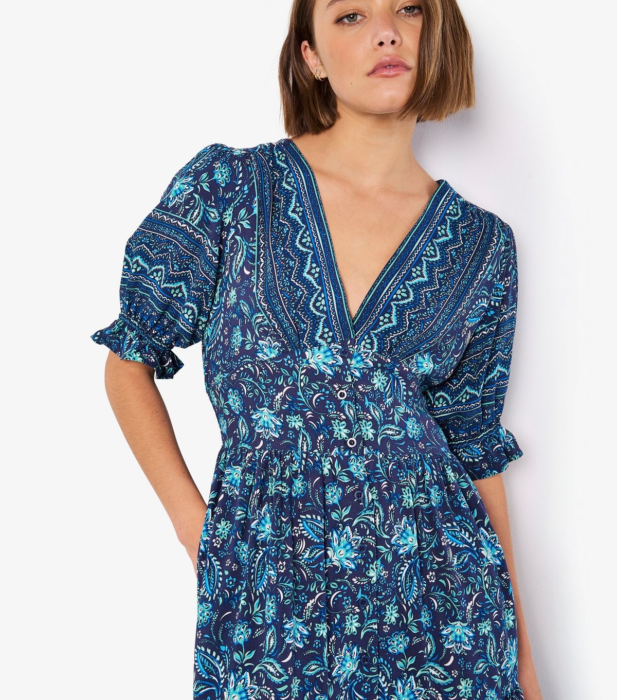 Apricot Women's Blue Floral Border Print Midi Shirt Dress Apricot New Look - 4