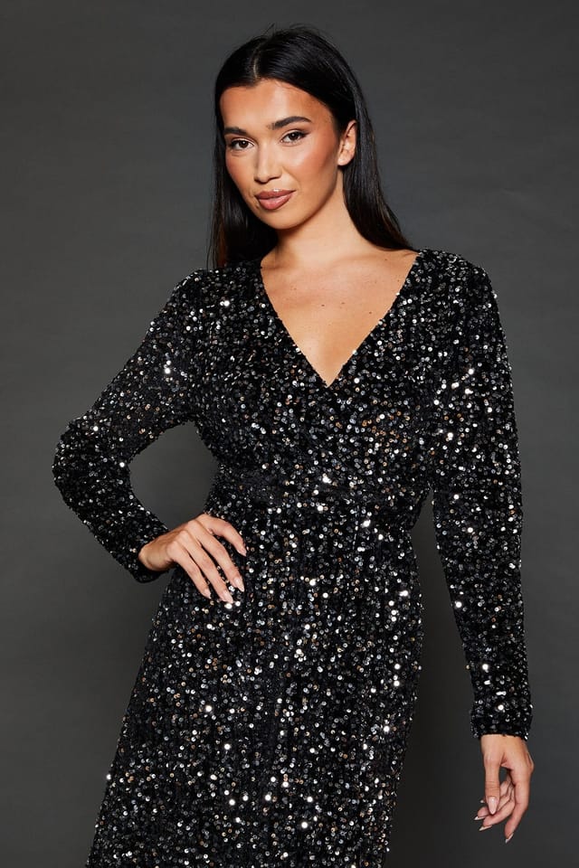 Dorothy Perkins Dorothy Perkins Women's Velvet Sequin Wrap Midi Dress in Silver - 2