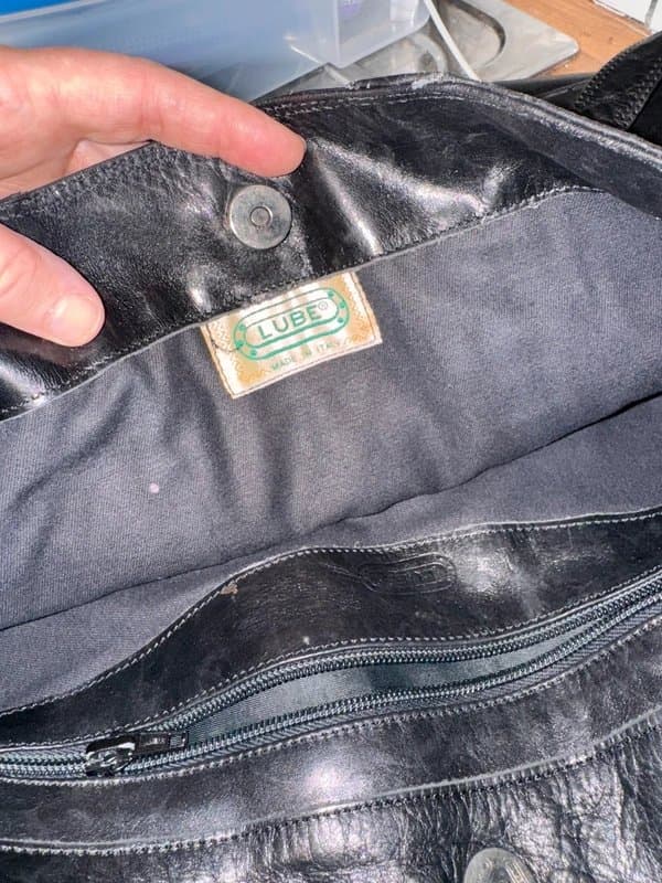 lube LUBE finest Italian leather tote bag. Exec work bag Vintage great condition laptop sized work bag