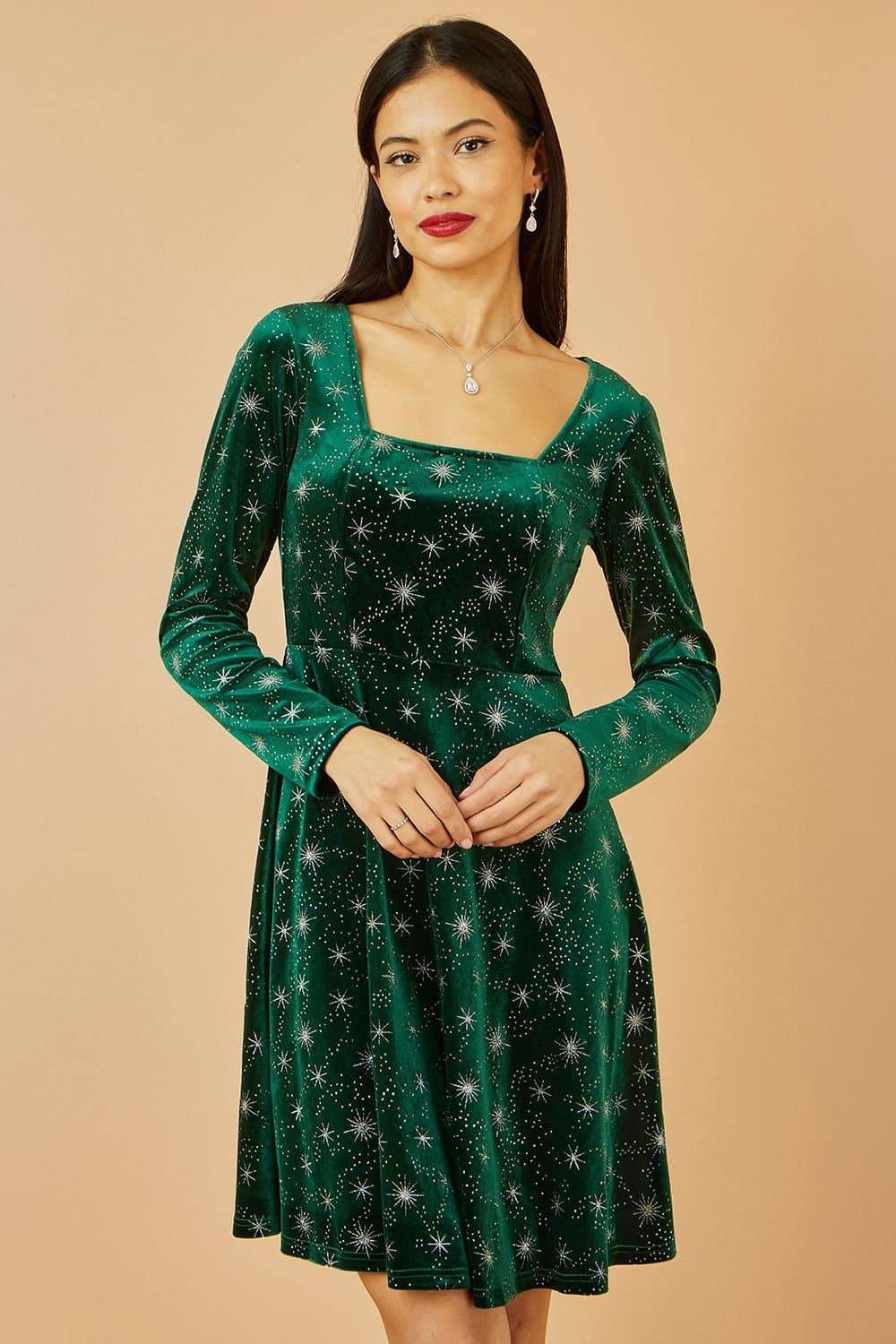 Yumi Yumi Women's Green Starburst Foil Print Long Sleeve Skater Dress