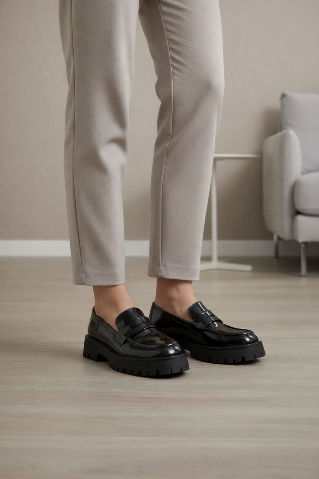 Truffle Collection Truffle Collection Women's Black Loafers