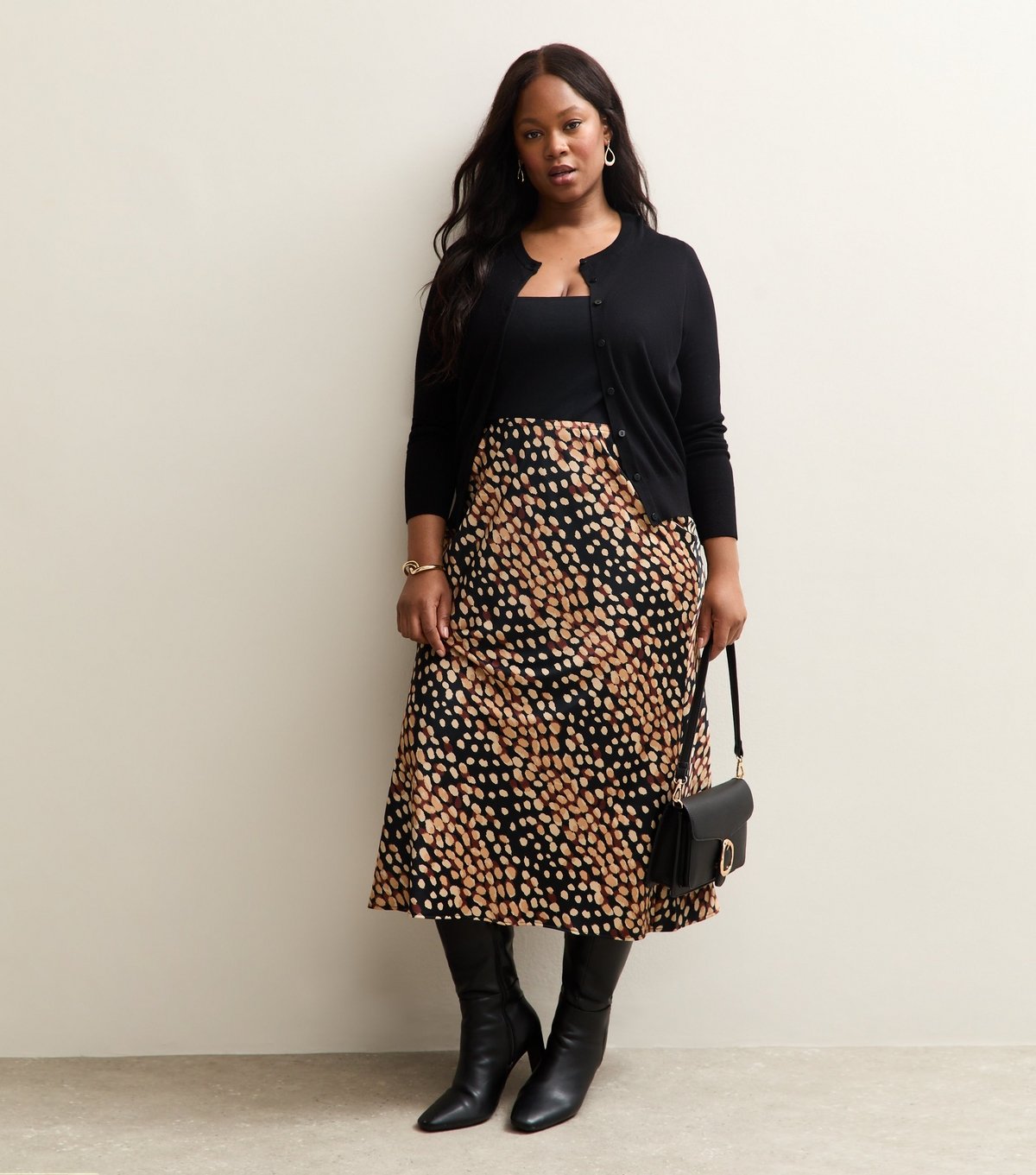 New Look Women's Plus Size Black Spot Print Satin Bias Cut Midi Skirt Curves New Look - 3