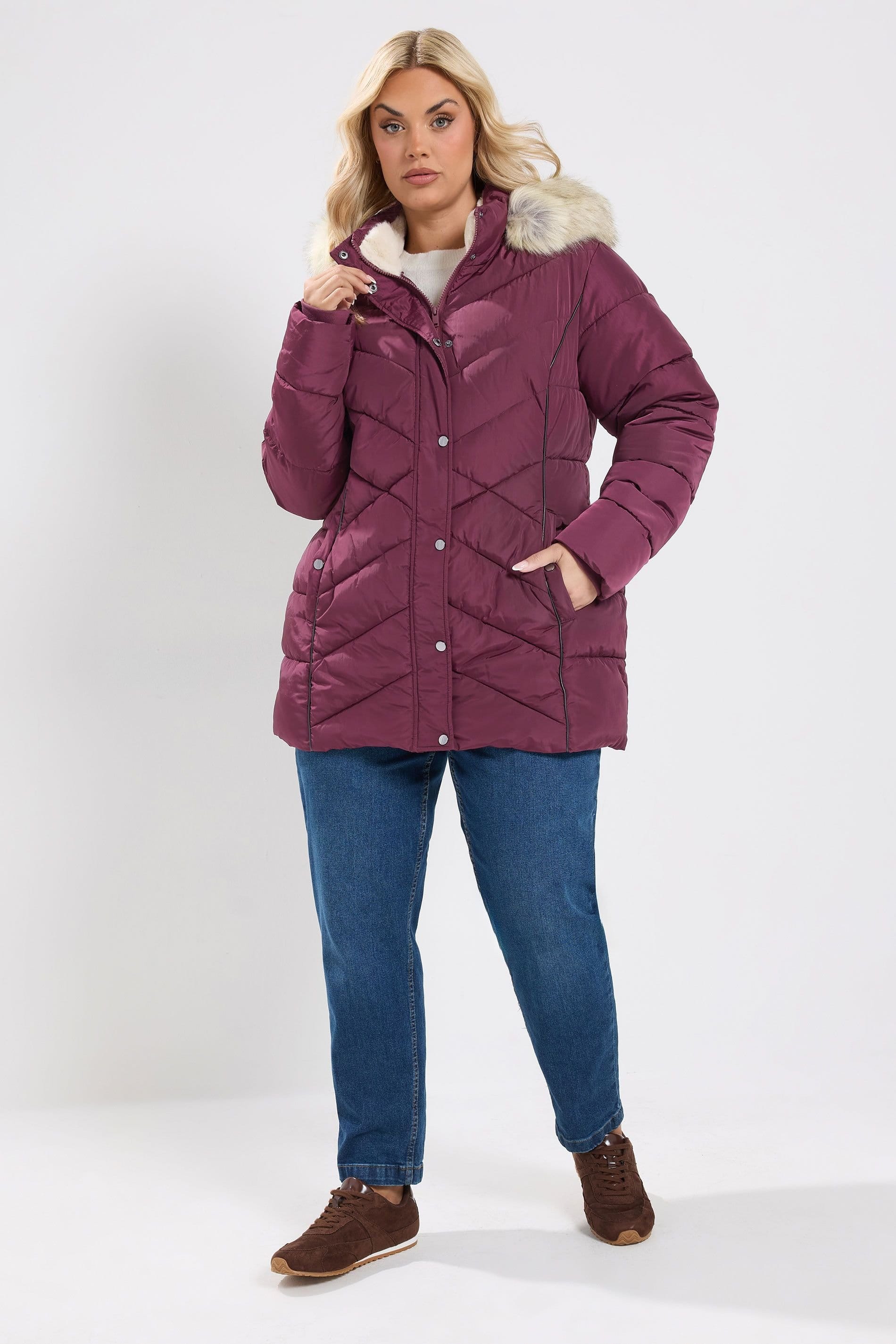 Yours Yours Women's Short Padded Coat in Burgundy - 4