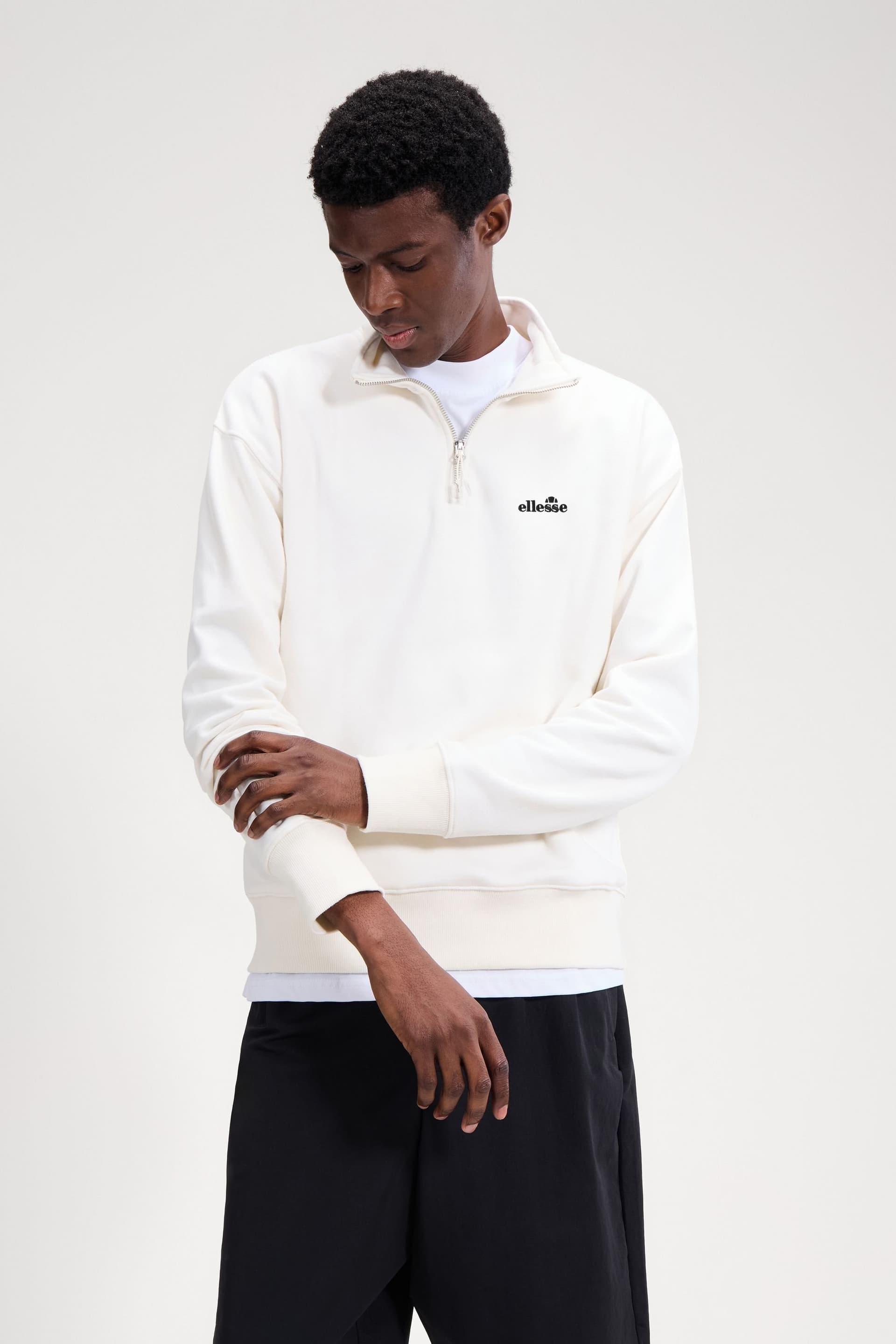 Ellesse Ellesse Men's Arivalo 1/4 Zip Top in Off-White