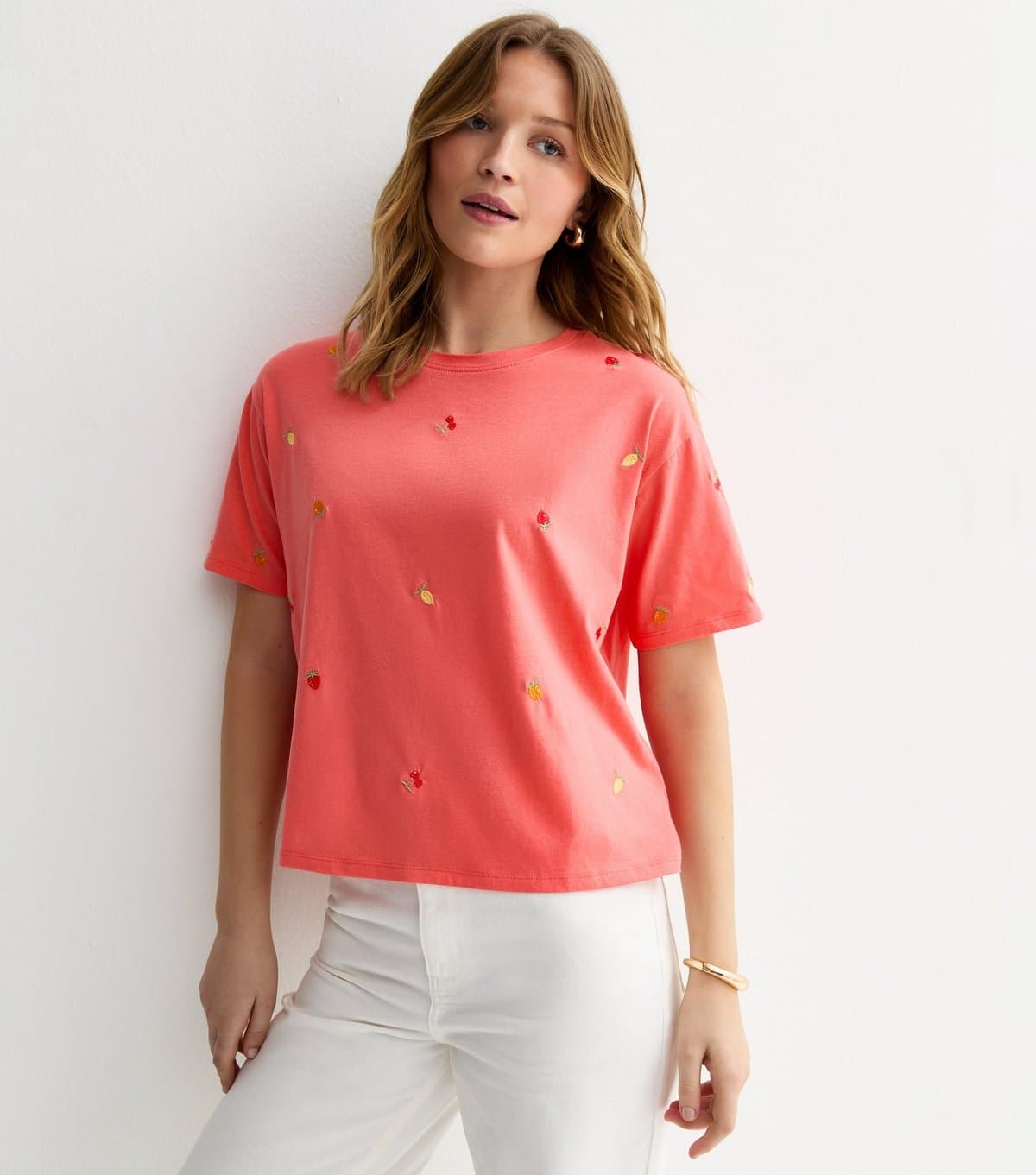 New Look Women's Orange Cotton Boxy Embroidered Fruit T-Shirt New Look