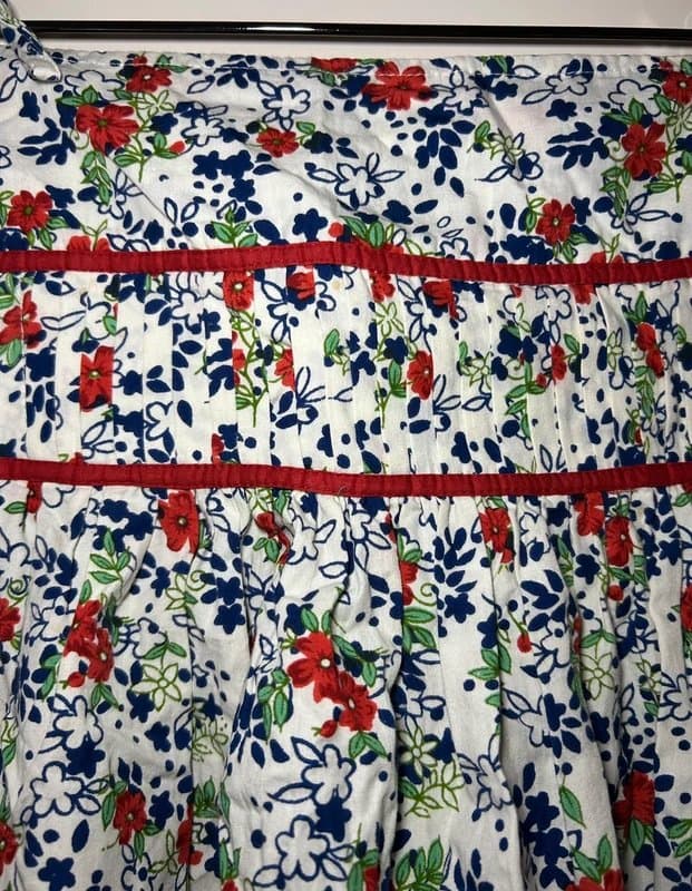 New Look Women’s White Floral Skirt Size 10