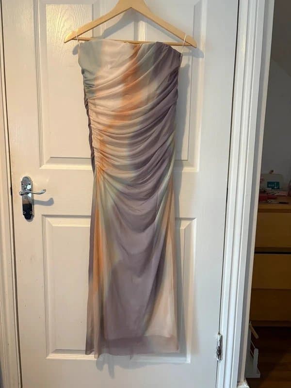 Zara Elegant strapless ruched midi dress from Zara in a soft pastel gradient shade