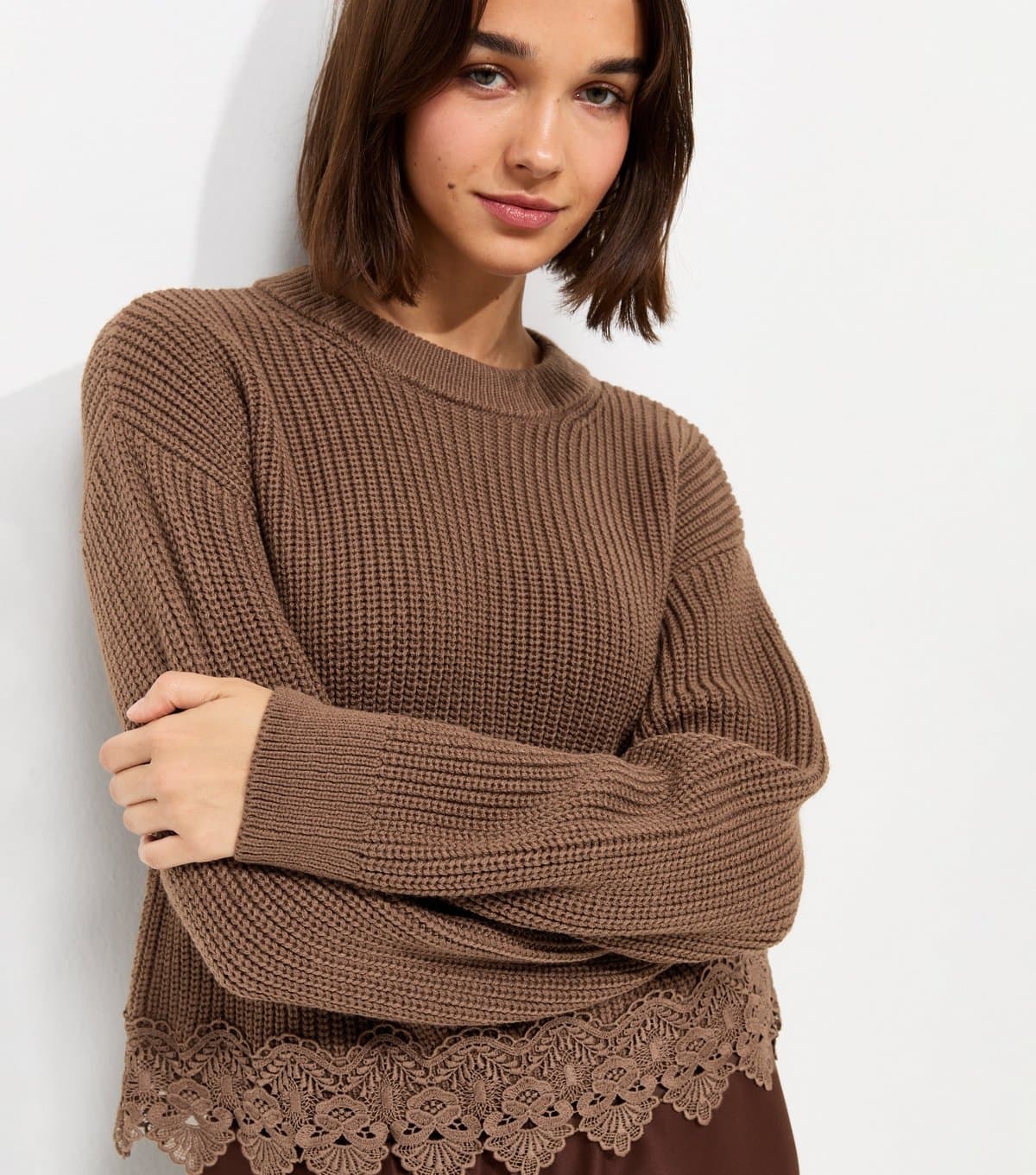 New Look Women's Brown Chunky Knit Lace Hem Jumper New Look