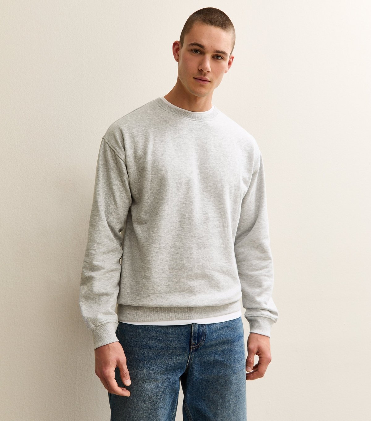 New Look Men's Grey Oversized Crew Neck Sweatshirt New Look - 2