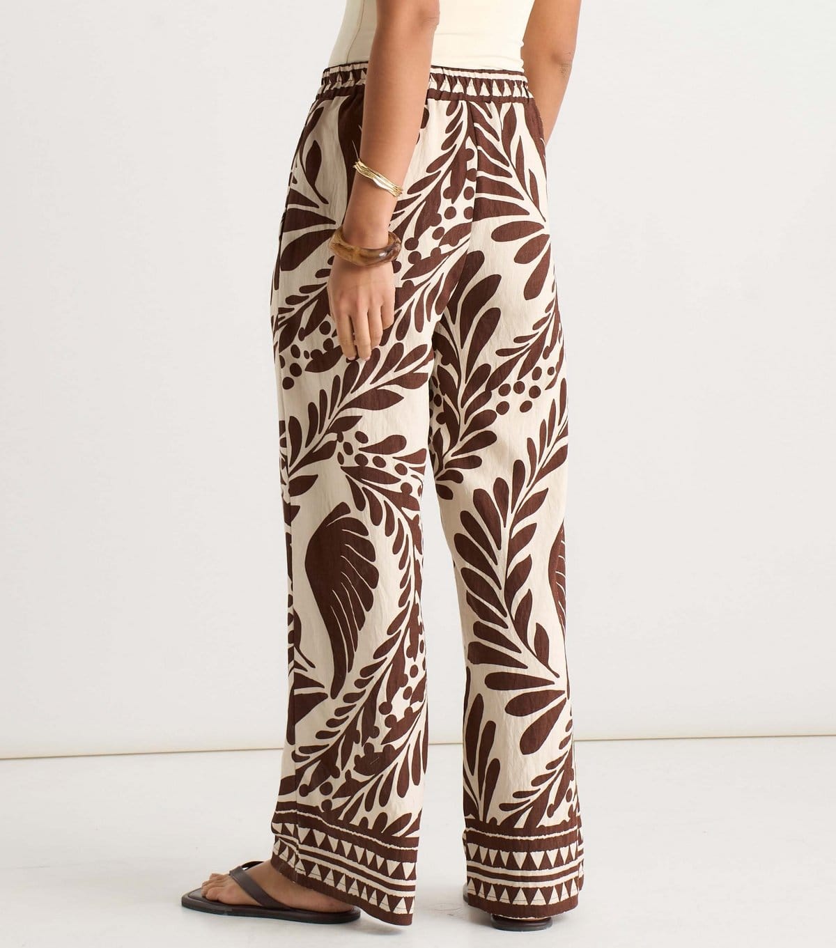 Gini London Women's Brown Border Print Trousers Gini London New Look - 4