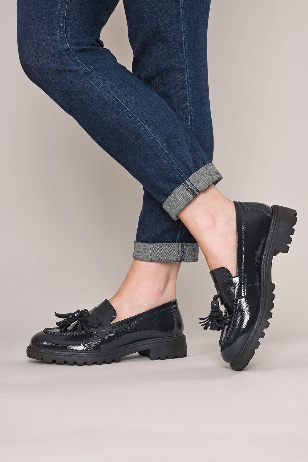 Moshulu Moshulu Women's 'Bloomer' Chunky Dual Fit Loafer in Indigo