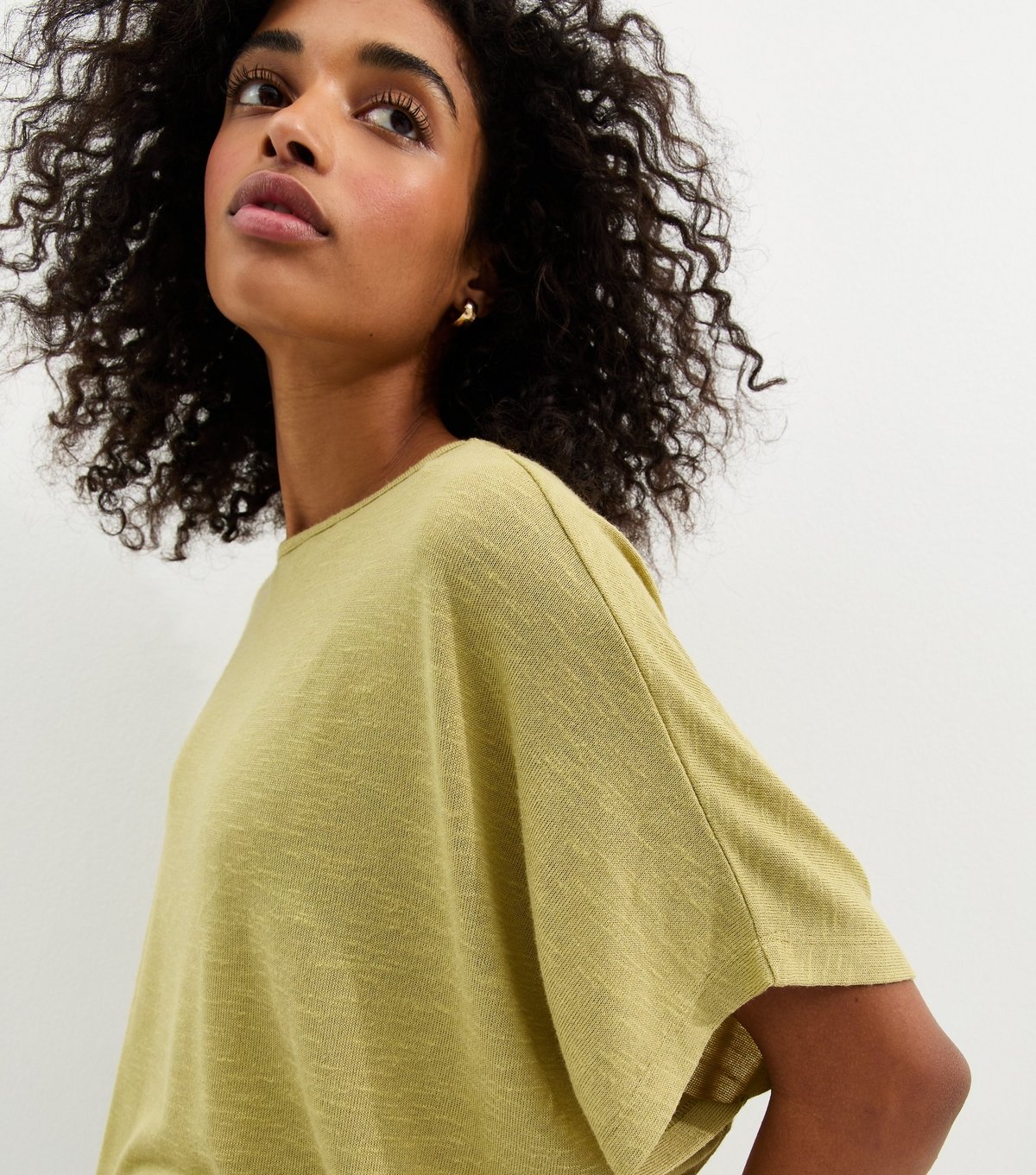 New Look Women's Green Soft Touch Slub Batwing T-Shirt New Look - 2