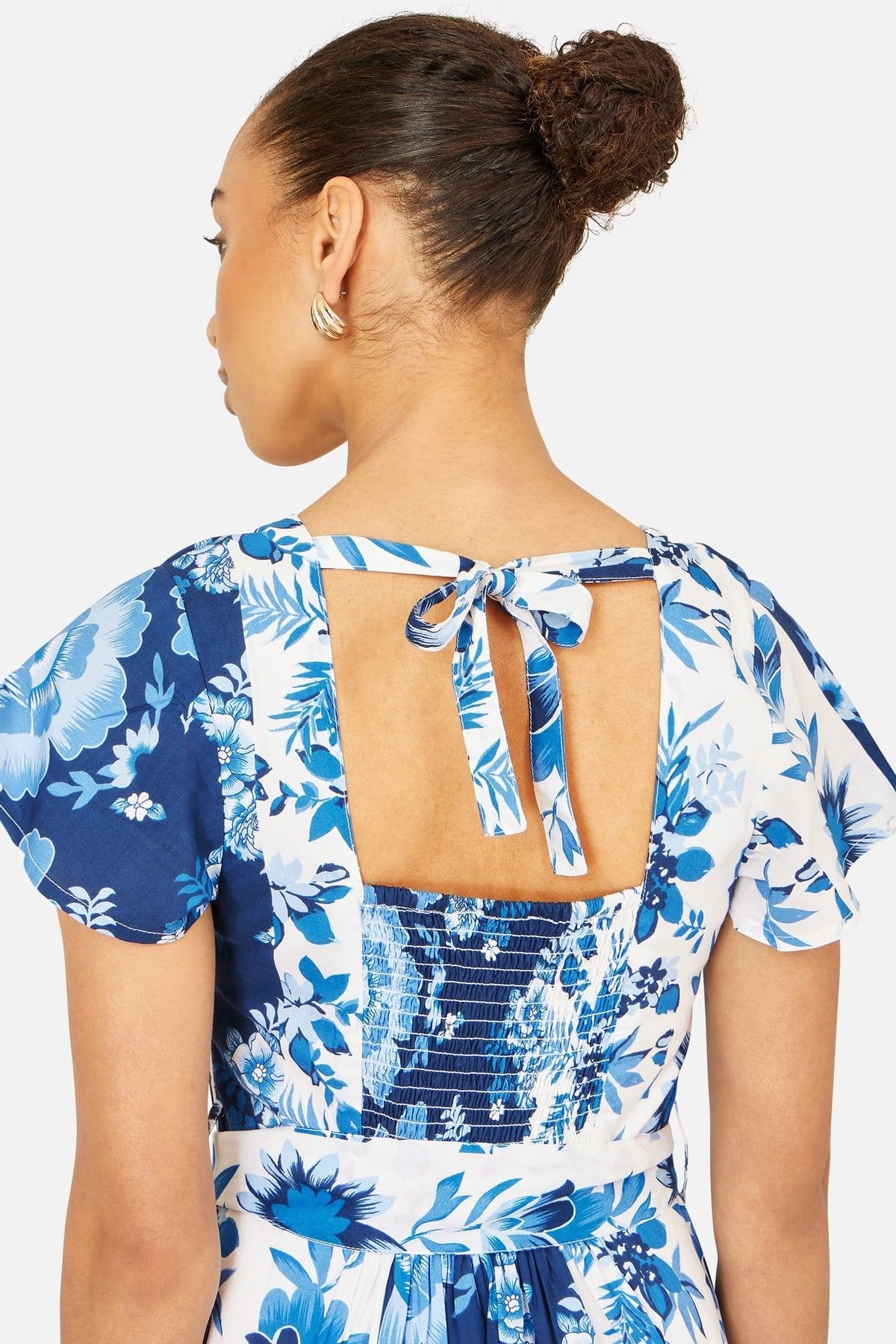 Yumi Yumi Women's Floral Viscose Midi Shirt Dress With Matching Belt in Bright Blue - 4