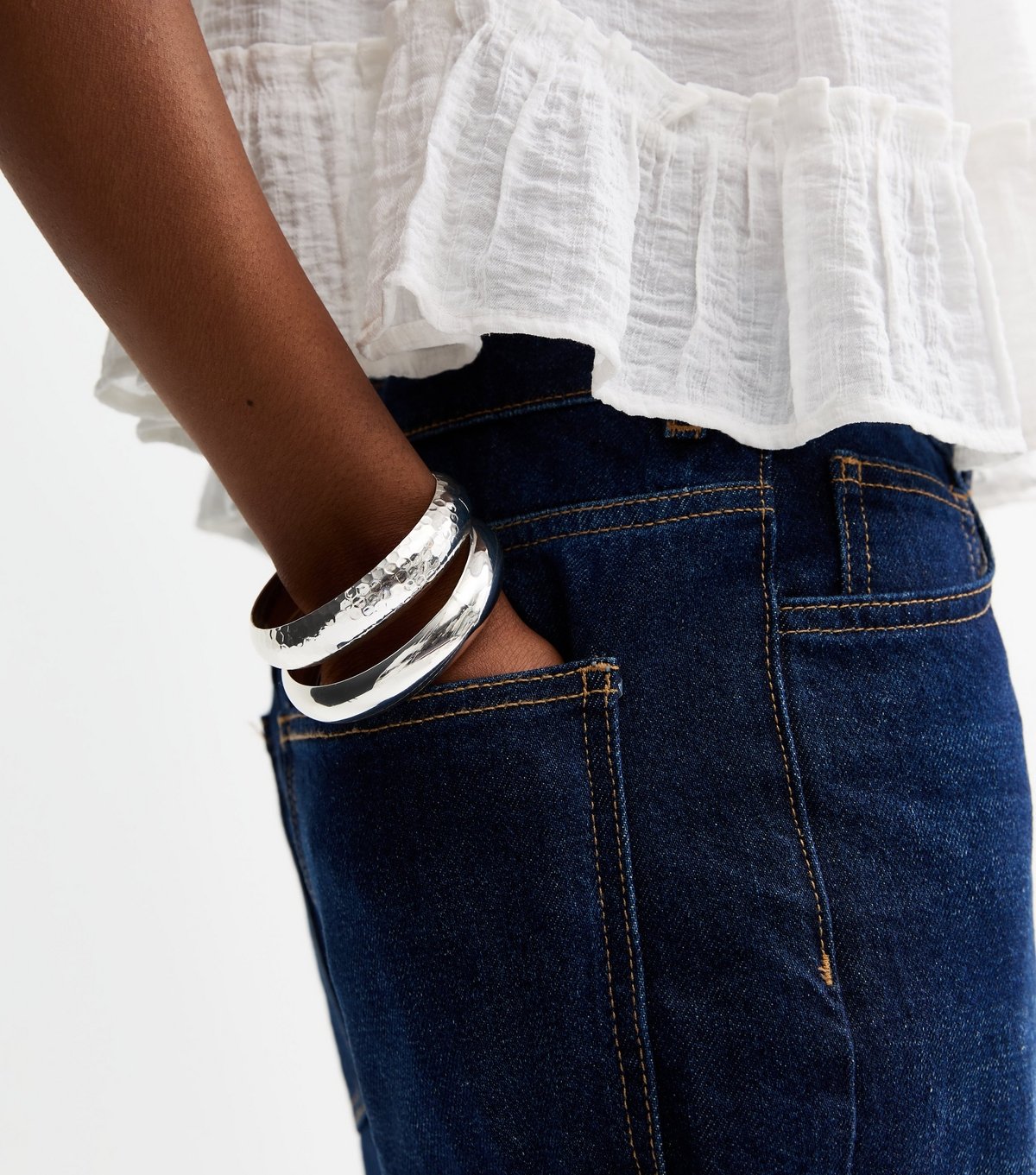 New Look Pack of 2 Silver Tone Chunky Bangles New Look - 2