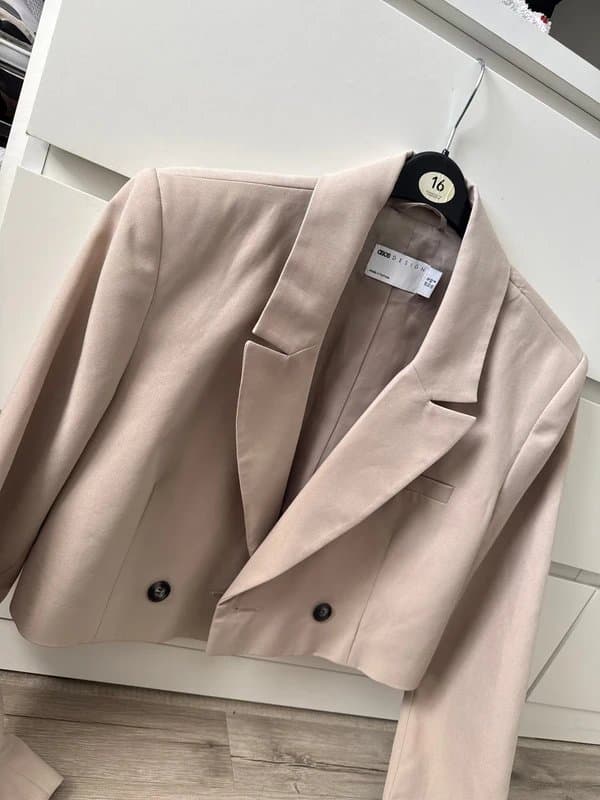 ASOS ASOS Beige Cropped Blazer