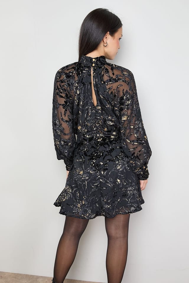 Oasis Oasis Women's Petite Floral Metallic Devore High Neck Mini Dress in Black - 3