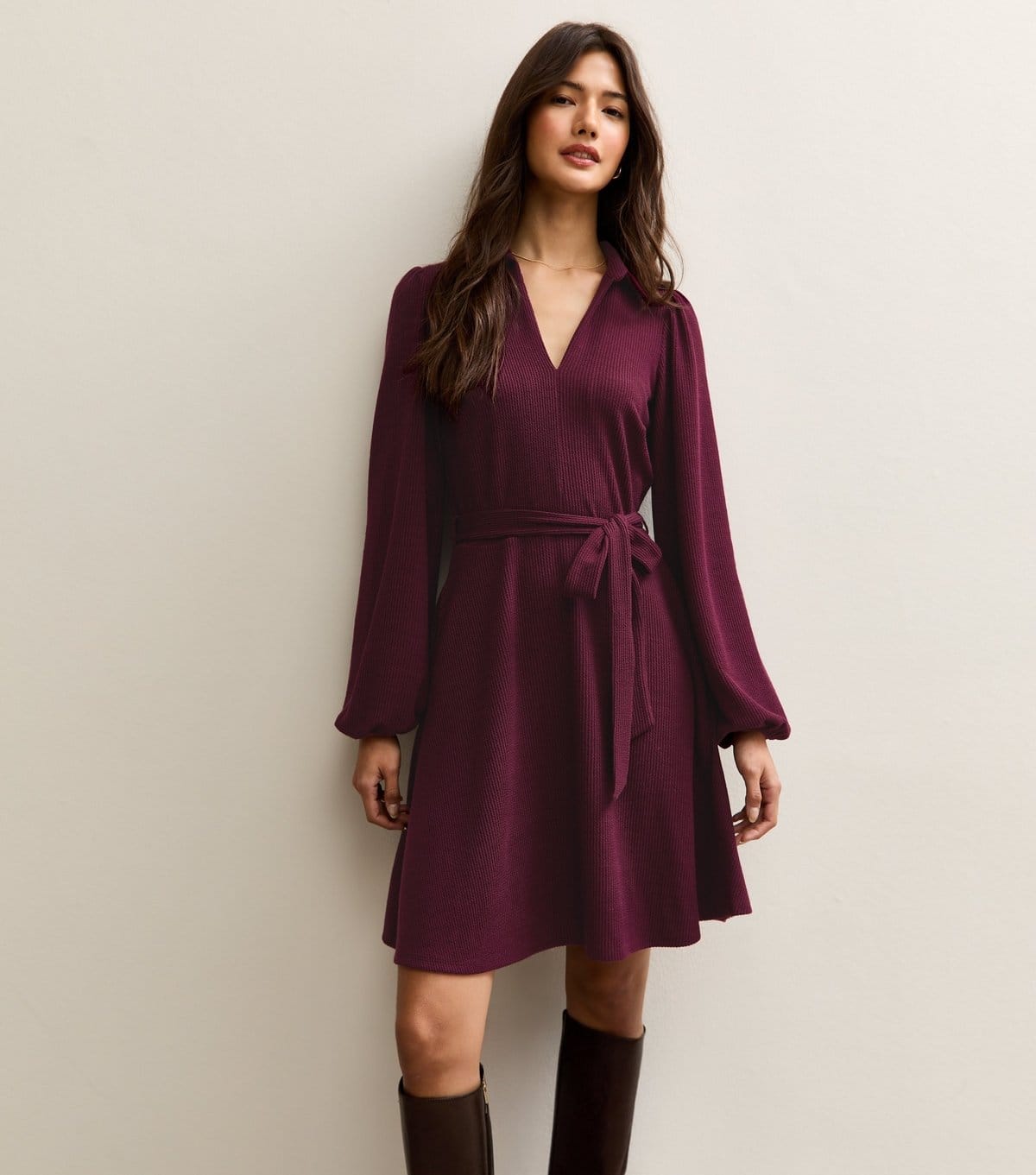 Women's Dark Burgundy Crinkled Long Sleeve Mini Dress New Look