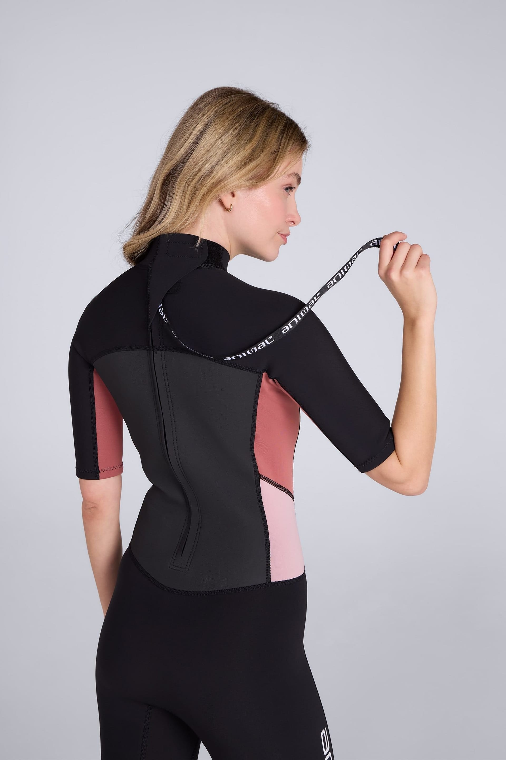 Animal Animal Women's 'Nixie' Stretchy Comfortable Lightweight Swimwear Shorty Wetsuit 2mm - 4