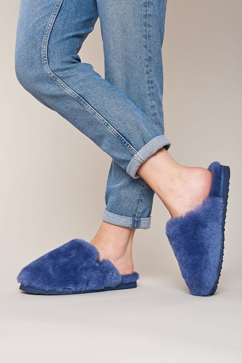 Moshulu Moshulu Women's 'Maberley' Fluffy Sheepksin Mule Slippers in Blue - 1