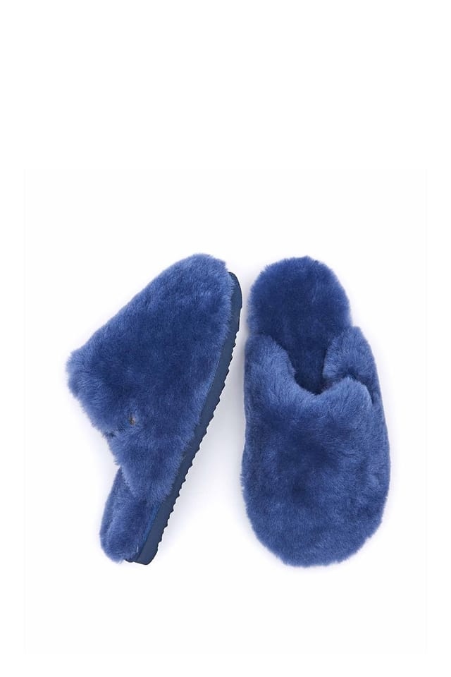 Moshulu Moshulu Women's 'Maberley' Fluffy Sheepksin Mule Slippers in Blue - 2
