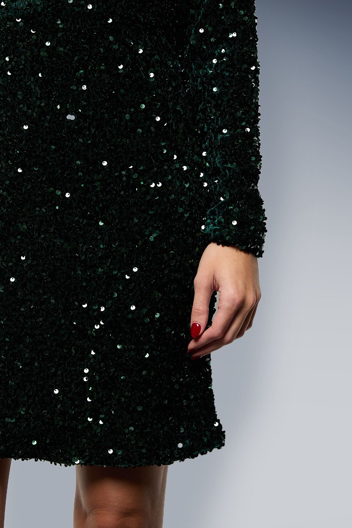 Oasis Oasis Women's Occasion Sequin Shoulder Pad Mini Dress in Forest - 4