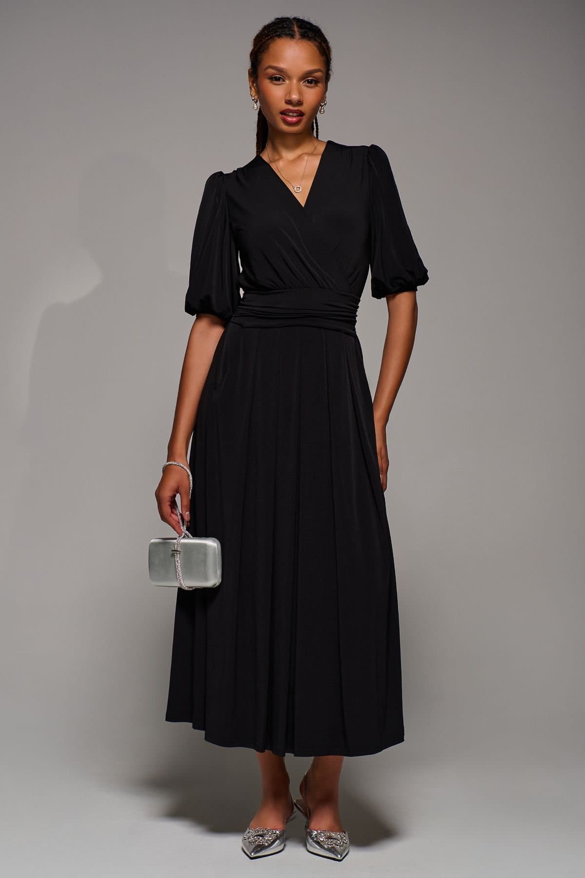 Jolie Moi Jolie Moi Women's Puff Sleeve Jersey Maxi Dress in Black