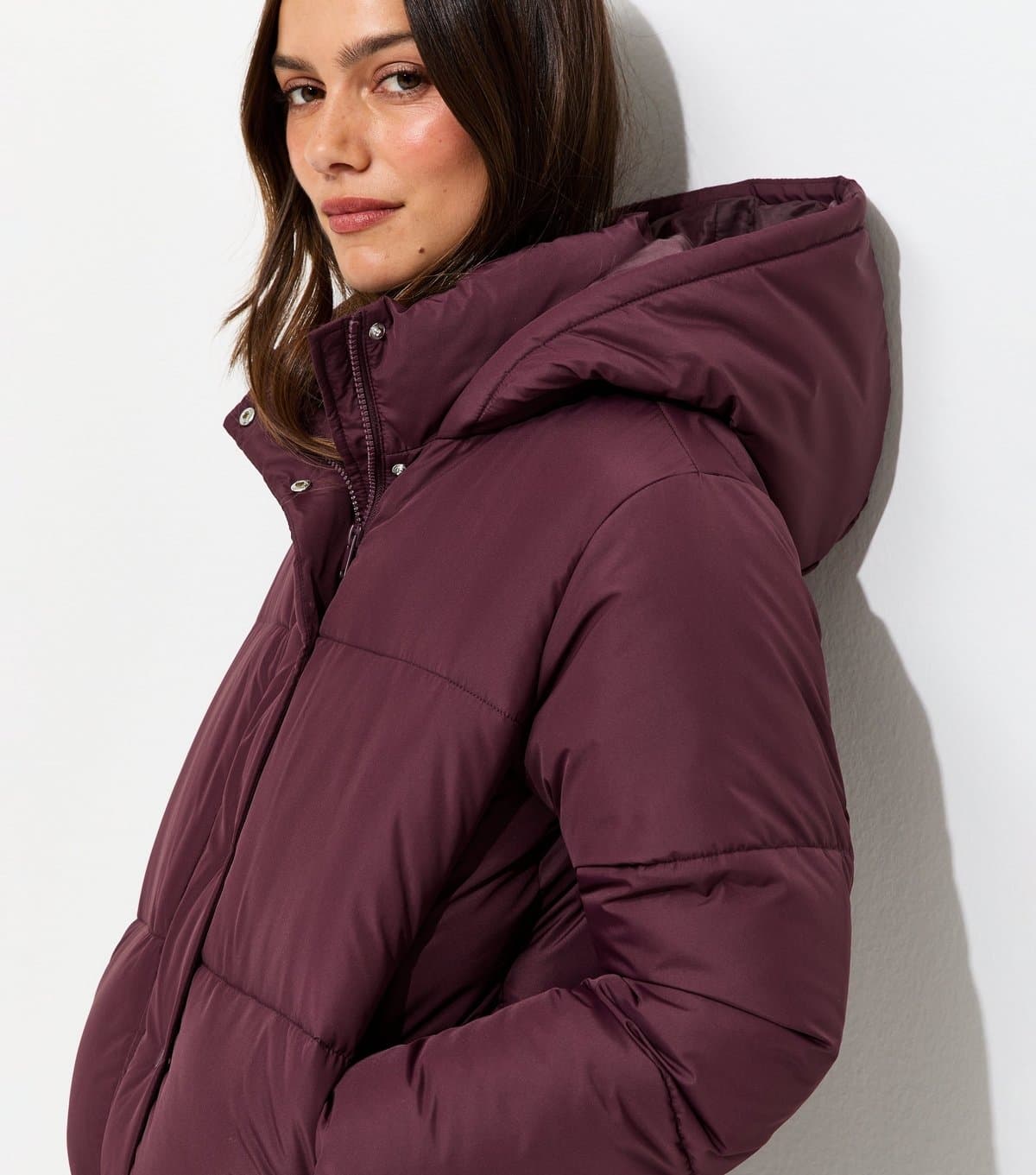 New Look Women's Petite Dark Burgundy Cropped Puffer Jacket New Look