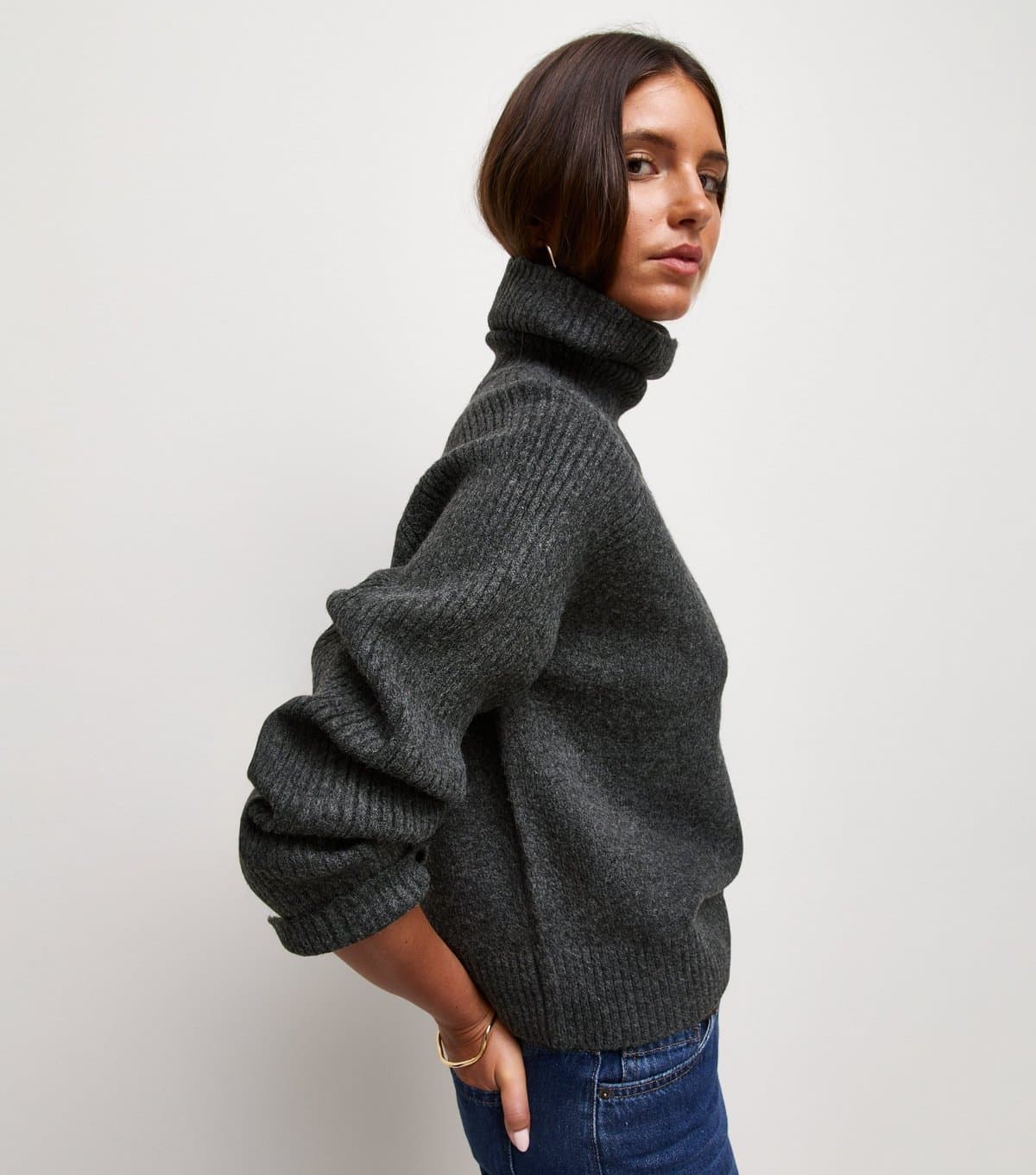 New Look Women's Dark Grey Ribbed Knit Raglan Sleeve Roll Neck Jumper New Look